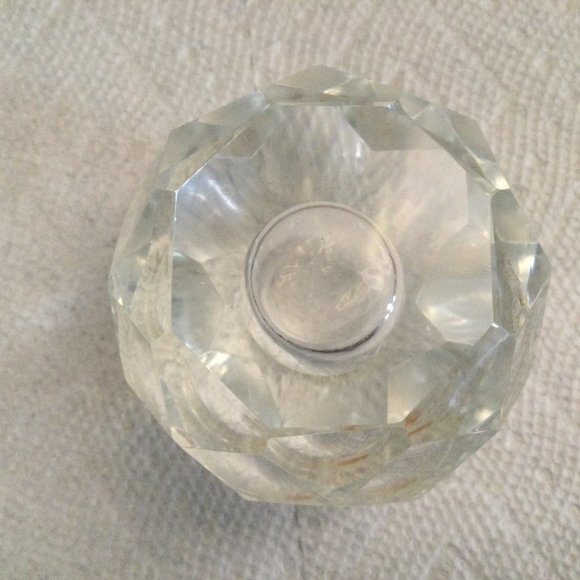 Small clear glass candlestick holder diamond design - Picture 1 of 5